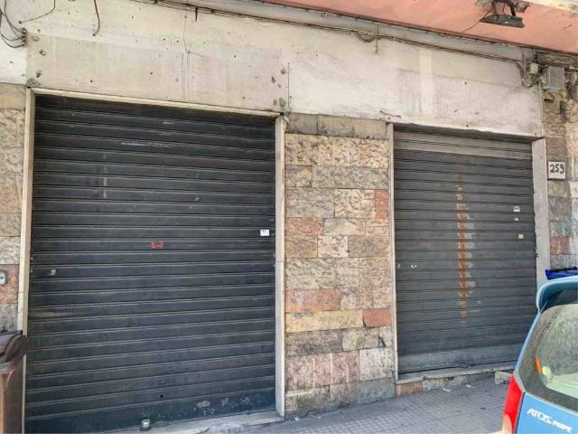 Locale Commerciale in vendita a V Circoscrizione, Messina