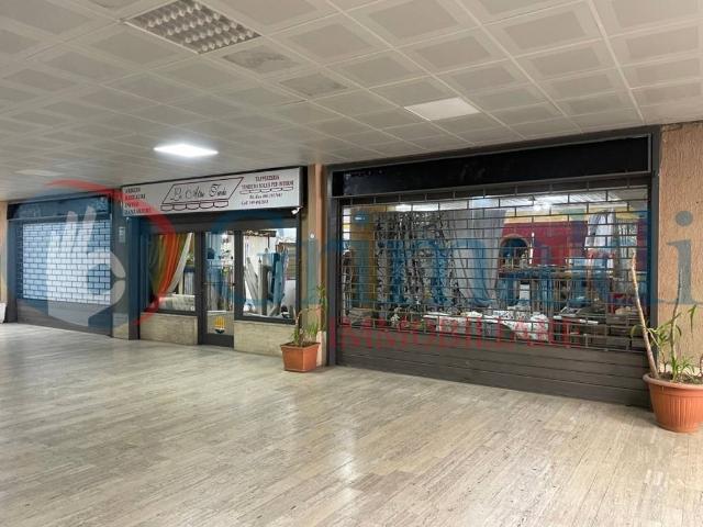 Locale Commerciale in vendita a III Circoscrizione, Messina