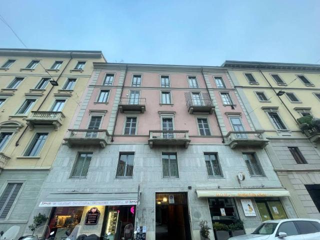 Locale Commerciale in vendita a Municipio 1, Milano
