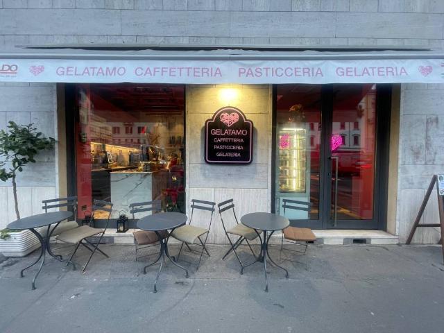 Locale Commerciale in vendita a Municipio 1, Milano