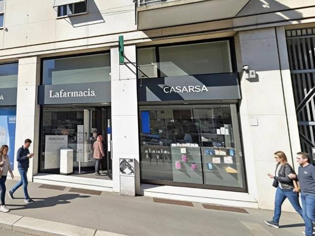 Locale Commerciale in vendita a Municipio 9, Milano