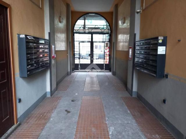 Locale Commerciale in vendita a Municipio 6, Milano