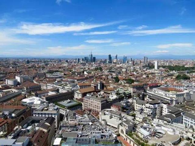 Locale Commerciale in vendita a Municipio 4, Milano