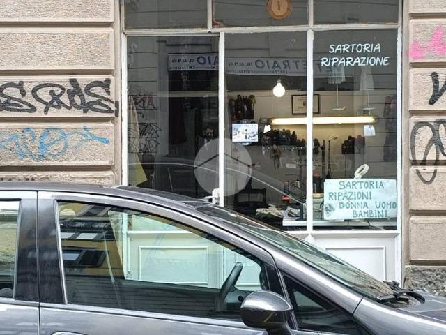 Locale Commerciale in vendita a Municipio 1, Milano