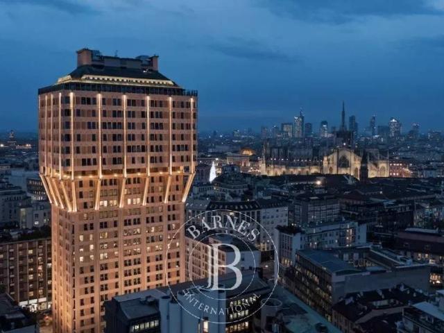 Locale Commerciale in vendita a Municipio 1, Milano