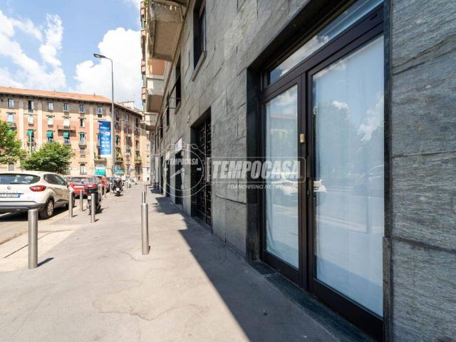 Locale Commerciale in vendita a Buenos Aires - Venezia, Milano