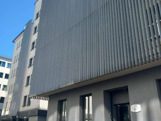Locale Commerciale in vendita a Municipio 9, Milano