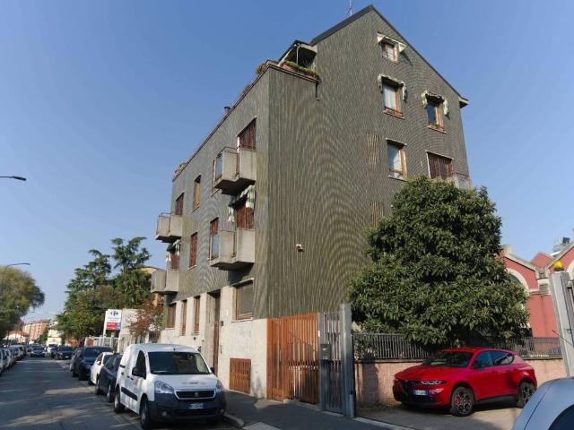 Locale Commerciale in vendita a Dergano, Milano