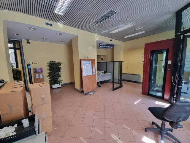 Locale Commerciale in vendita a Municipio 3, Milano
