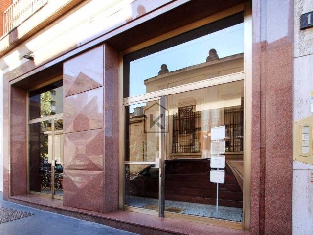 Locale Commerciale in vendita a Municipio 1, Milano