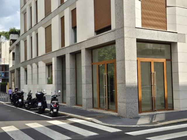 Locale Commerciale in vendita a Municipio 1, Milano