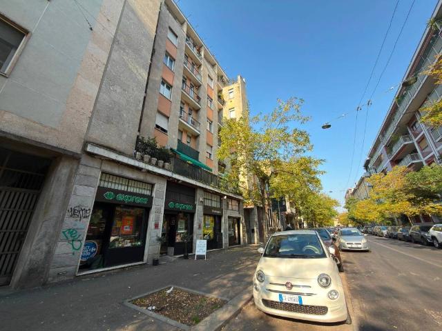 Locale Commerciale in vendita a Municipio 3, Milano