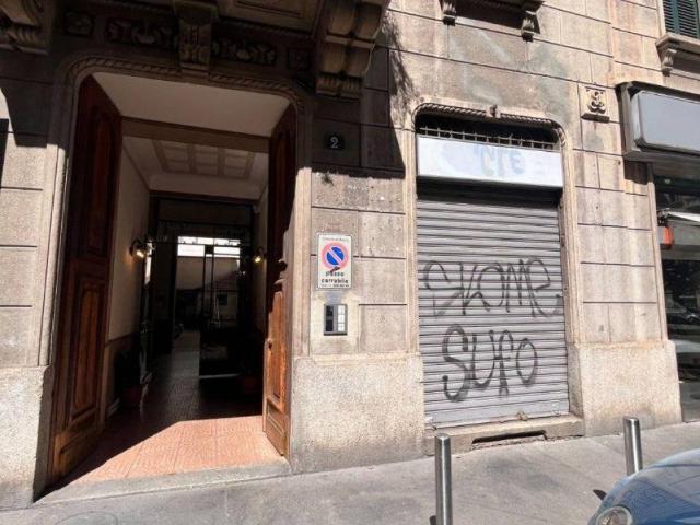 Locale Commerciale in vendita a Municipio 4, Milano