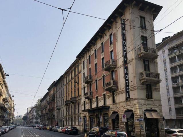 Locale Commerciale in vendita a Municipio 3, Milano