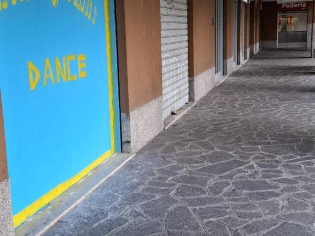Locale Commerciale in vendita a Municipio 2, Milano