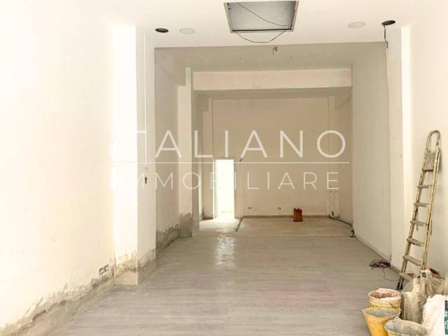 Locale Commerciale in vendita a Parco, Milazzo
