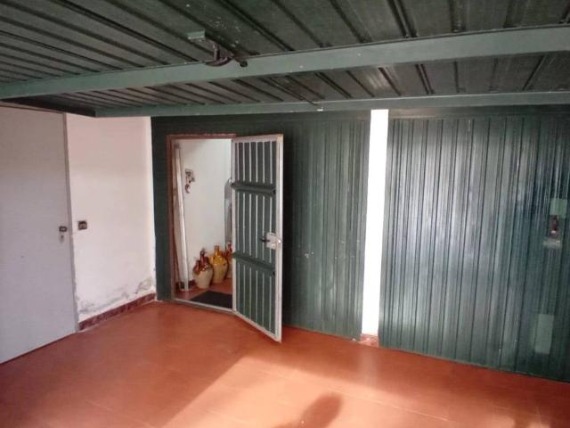 Locale Commerciale in vendita a Milazzo, Sicilia