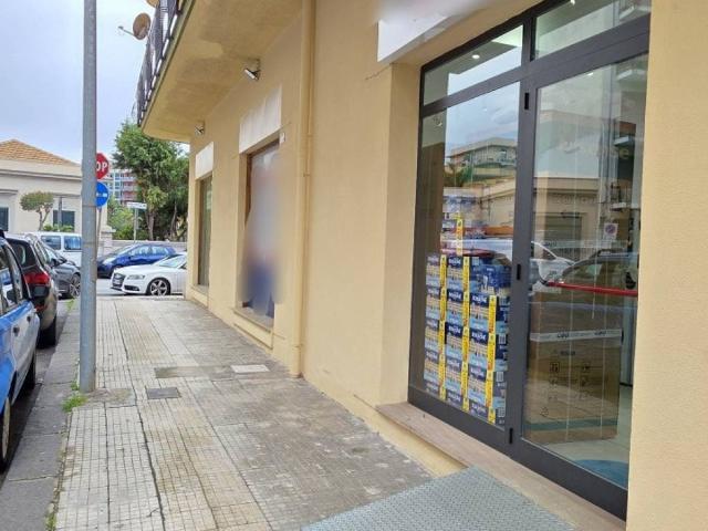 Locale Commerciale in vendita a San Giovanni, Milazzo