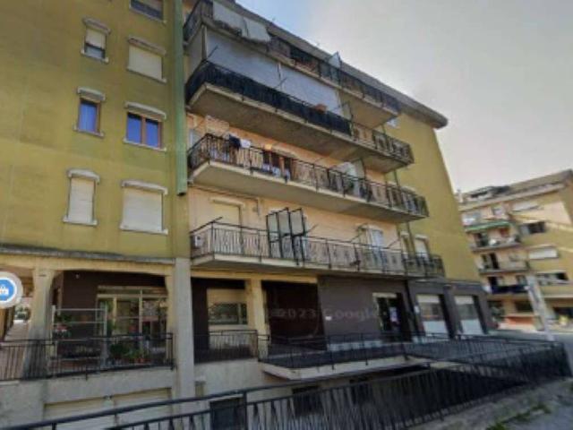 Locale Commerciale in vendita a Millesimo, Liguria