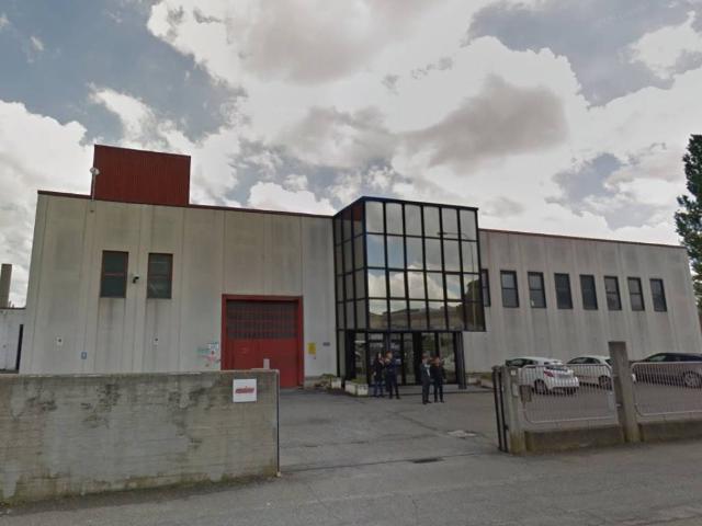 Locale Commerciale in vendita a Unione Terre di Pianura, Minerbio