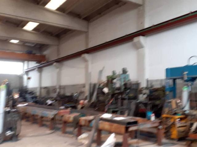 Locale Commerciale in vendita a Unione Comuni Modenesi Area Nord, Mirandola