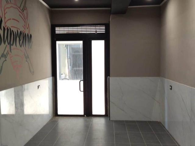 Locale Commerciale in vendita a Unione Comuni Modenesi Area Nord, Mirandola