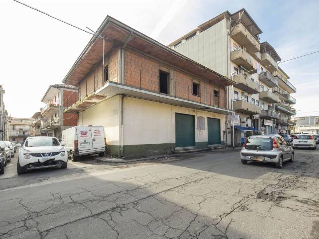 Locale Commerciale in vendita a Lineri, Misterbianco