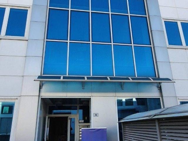 Locale Commerciale in vendita a Crocetta-San Lazzaro-Modena Est, Modena