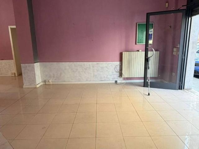 Locale Commerciale in vendita a Crocetta-San Lazzaro-Modena Est, Modena