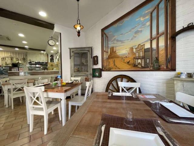 Locale Commerciale in vendita a Musicisti, Modena