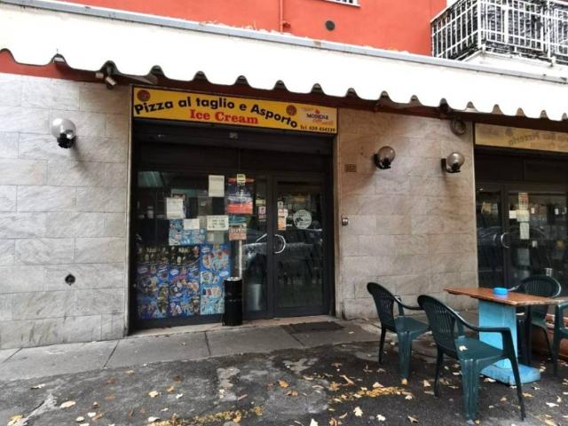 Locale Commerciale in vendita a Crocetta-San Lazzaro-Modena Est, Modena