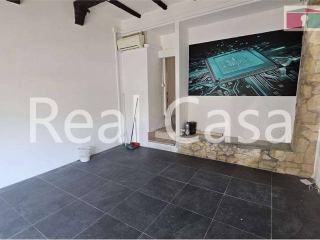 Locale Commerciale in vendita a Sant'Agnese, Modena