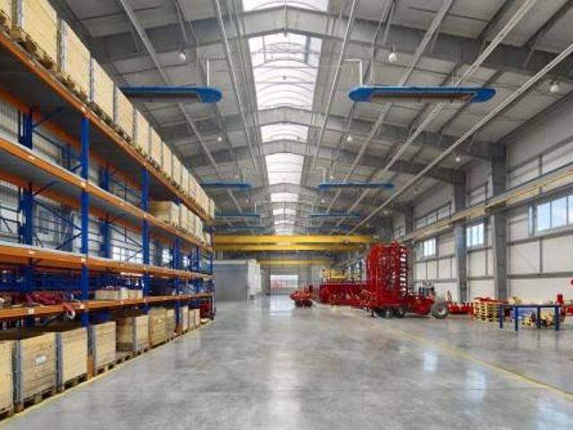 Locale Commerciale in vendita a Crocetta-San Lazzaro-Modena Est, Modena