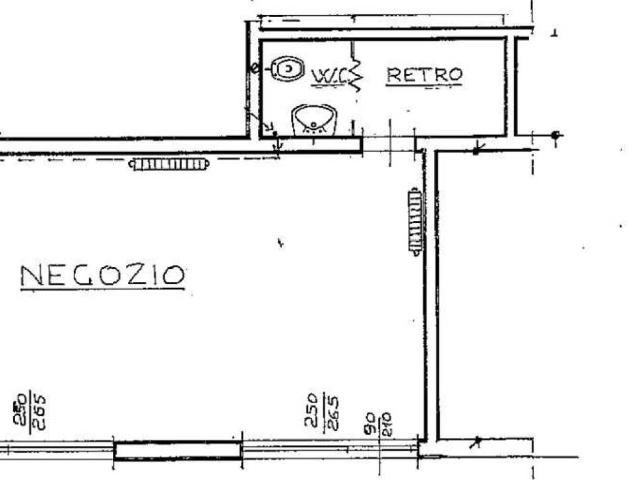 Locale Commerciale in vendita a Buon Pastore-Sant'Agnese-San Damaso, Modena