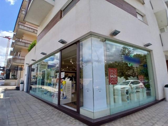 Locale Commerciale in vendita a Sacro Cuore, Marina Di Modica