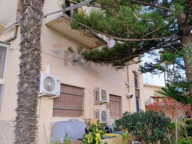 Palazzo in vendita a Zappulla, Marina Di Modica