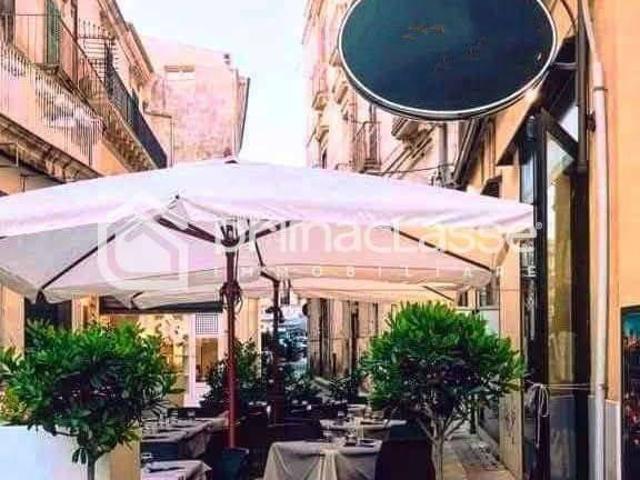 Locale Commerciale in vendita a Modica Alta, Marina Di Modica