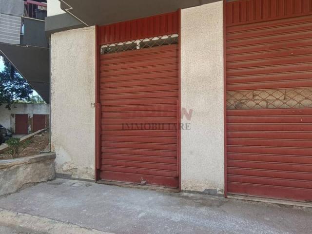Locale Commerciale in vendita a Porto Torres, Modugno