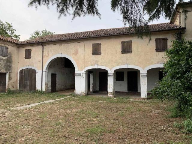 Locale Commerciale in vendita a Ghetto, Mogliano Veneto