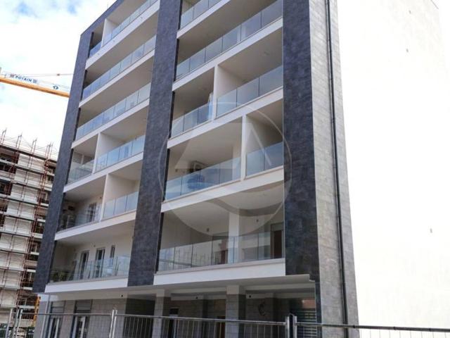 Locale Commerciale in vendita a Molfetta, Bari