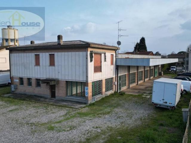 Locale Commerciale in vendita a Molinella, Reggio Emilia