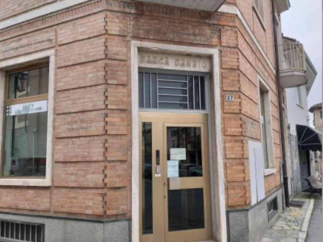 Locale Commerciale in vendita a Piemonte, Asti