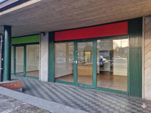 Locale Commerciale in vendita a Piemonte, Torino