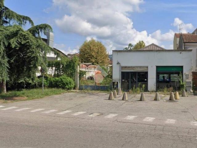 Locale Commerciale in vendita a Piemonte, Torino