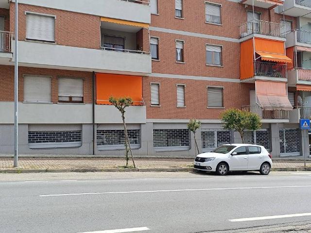Locale Commerciale in vendita a Piemonte, Asti