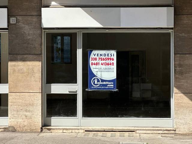 Locale Commerciale in vendita a Monfalcone, Friuli-Venezia Giulia