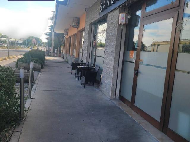 Locale Commerciale in vendita a Monfalcone, Friuli-Venezia Giulia