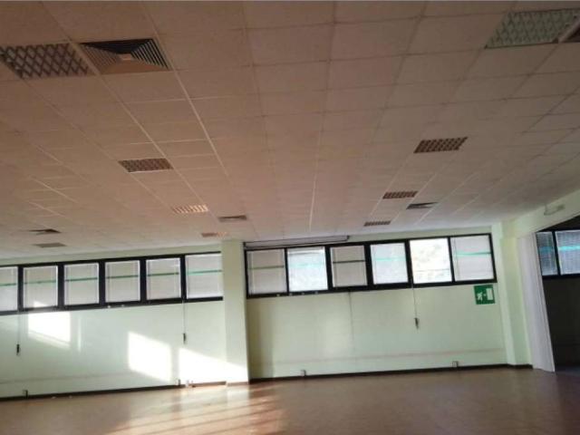 Locale Commerciale in vendita a Monfalcone, Friuli-Venezia Giulia