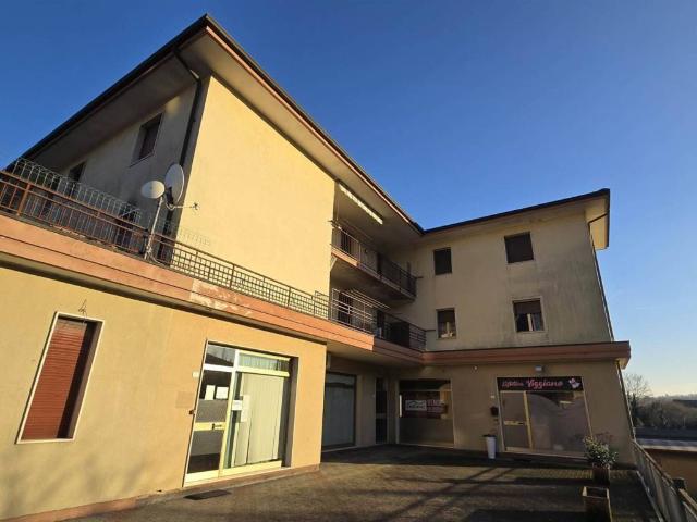Locale Commerciale in vendita a Piemonte, Biella