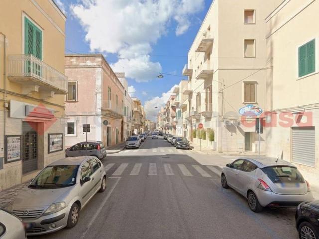 Locale Commerciale in vendita a Monopoli, Bari